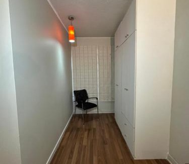 Puerto Montt House | Habitación con cama doble y baño privado N2