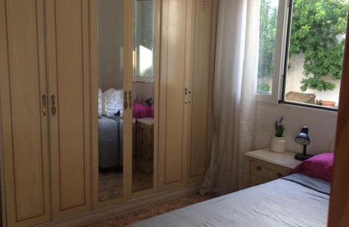 Roquetas de Mar House | Habitación doble 4 línea playa 2 opciones 1 con baño privado y otra con baño compartido