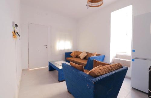 Almeria Centro House | Habitación en casa compartida "Al-Mariya"