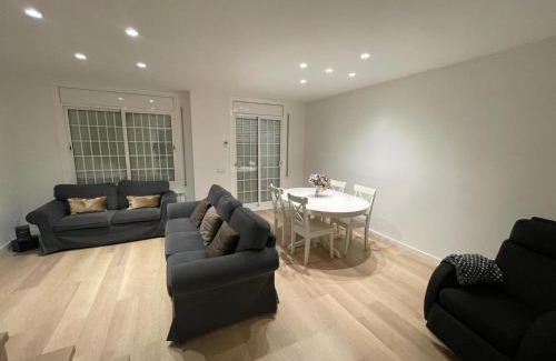 Sant Cugat del Valles Apartment | Habitación Winahost Sant Cugat