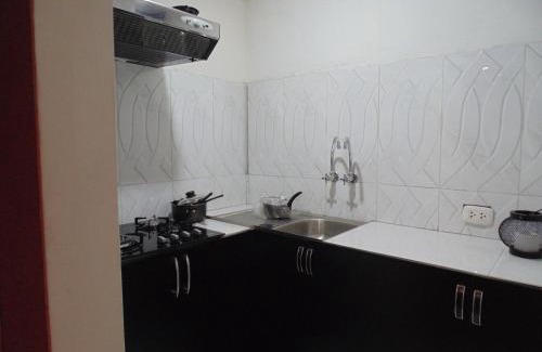 Cusco House | Habitación privada para 2 personas con cocina y baño privado- Samana