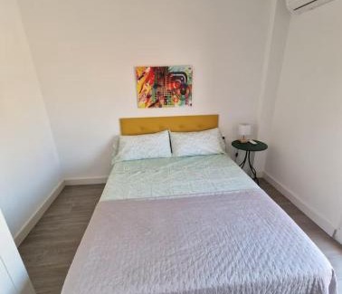 Albacete Bed & Breakfast | Habitacion BNB con balcon Alfarooms
