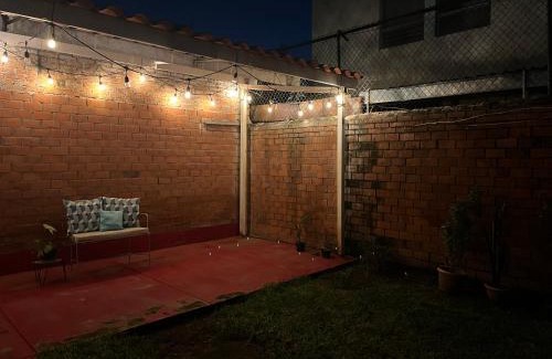 San Pedro Tlaquepaque House | Habitacion comoda en departamento planta baja