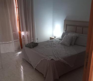 Gandia House | habitacion compartida con anfitrión