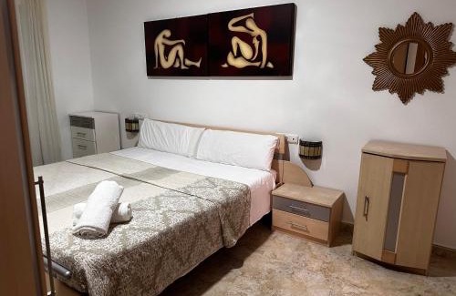 Aguadulce House | Habitaciones a 10 minutos de la playa de Aguadulce