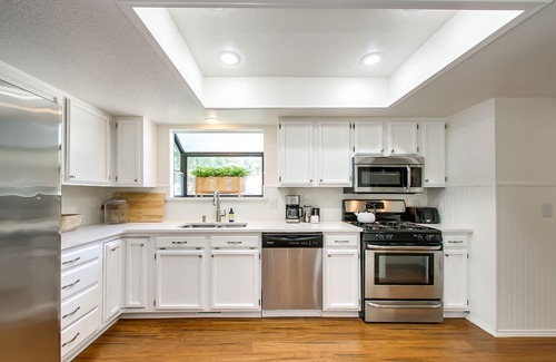 North End House | #Habituehomes - Elm Grove Elegance