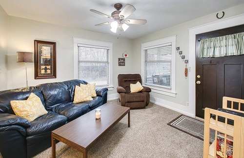 Veterans Park House | #HabitueHomes - The Nicholas Nook :)