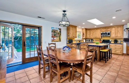 Carlsbad House | Hacienda Decor, Fully Fenced Backyard, Spacious