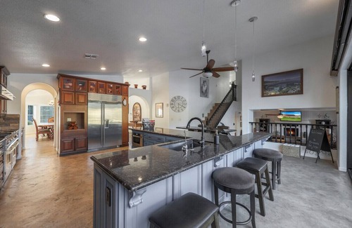 Arrowhead Lakes House | Hacienda del Lago Luxury Villa