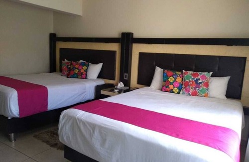 Zapotlanejo Hotel | Hacienda Sta Irene
