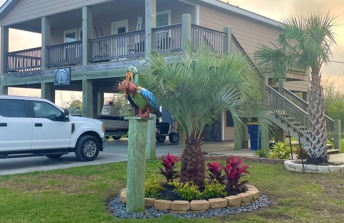 Hackberry House | Hackberry Hideaway II Water View On Lake Calcasieu