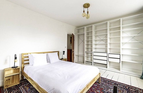 Hackney Wick House | Hackney - Victoria Park: Generous 2 Bed Terrace