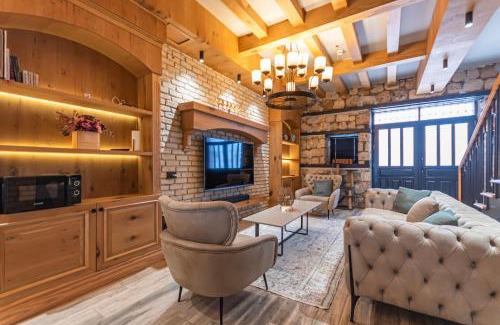 Kaleici Villa | Hadrian s Gate Old Town