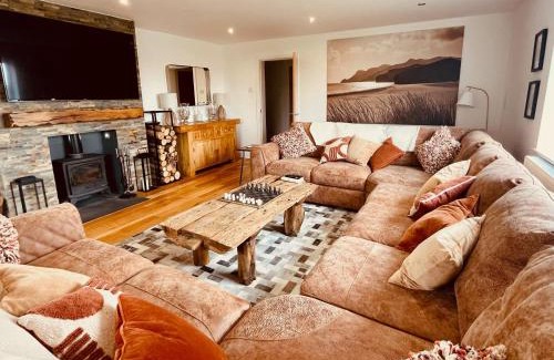 Rhosneigr House | Hafod Heli