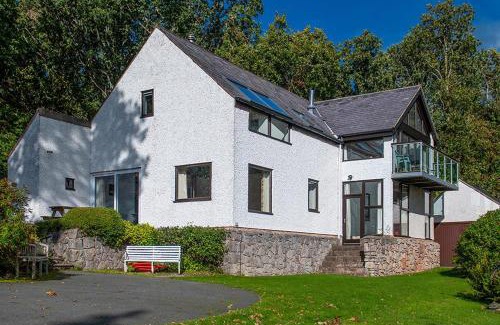 Rowen House | Hafod Rowen
