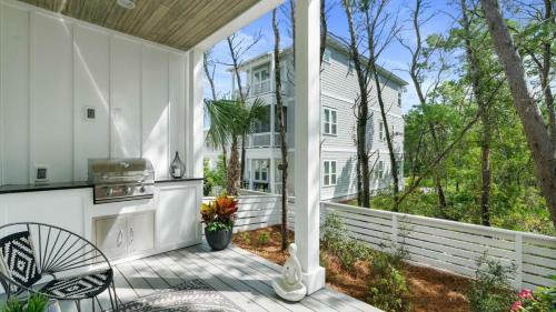 West Panama City Beach House | Halcyon Dayz by AvantStay New Build w Pool Access