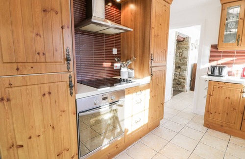 Moelfre Cottage | Halcyon
