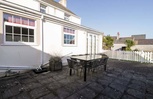 Moelfre Cottage | Halcyon