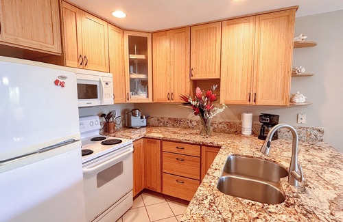 Kihei Condo | Hale Kamaole 130 Ground floor condo, easy access to best beach on Maui!