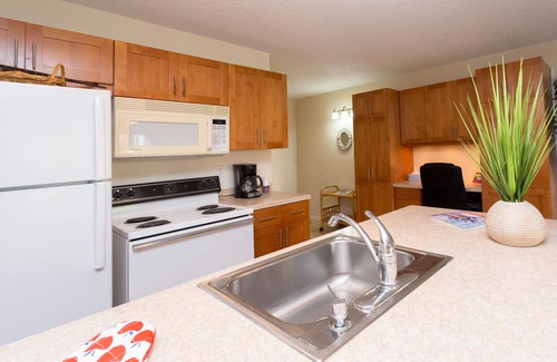 Kihei Condo | Hale Kamaole 141 Ground floor condo, easy access to best beach on Maui!