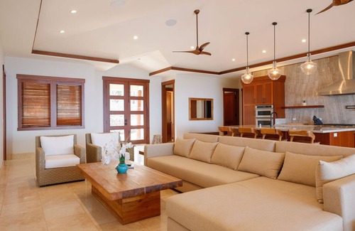 Kailua-Kona House | Hale La'i: Dreamy Oceanfront Estate w/Pool, Spa & AC, Hale La’i