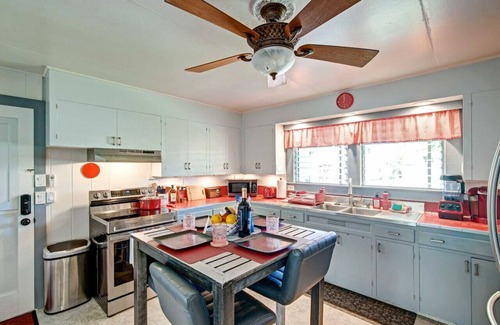 Hilo House | Hale Leilani - Adventure Awaits wAC and Garden