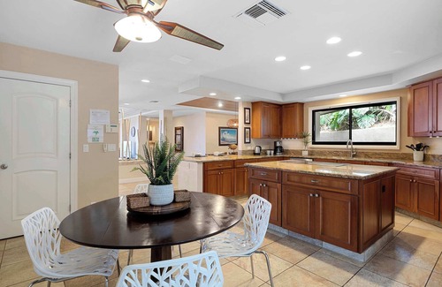 Kahaluu Bay House | Hale Nene Pool, Hot Tub & Ocean Views!