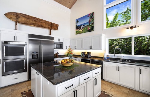 Kailua-Kona House | Hale Pua: Private Oceanfront Luxury Home w/Pool, Spa, AC & Lanai - Relax & Enjoy