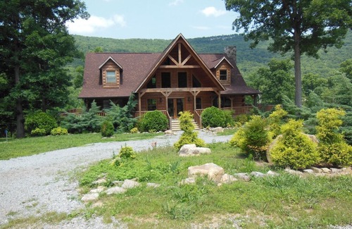 Rising Fawn Cabin | Half Moon Rustic Log Cabin