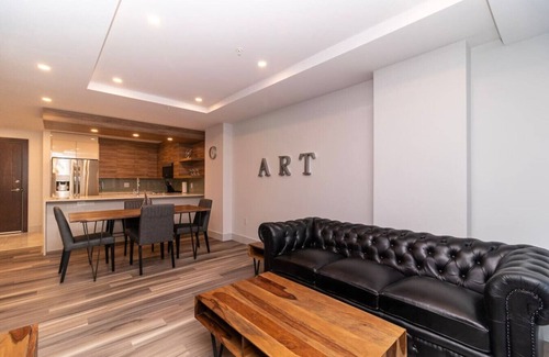 Downtown Halifax Apartment | Halifax - Margaretta 1B+DEN