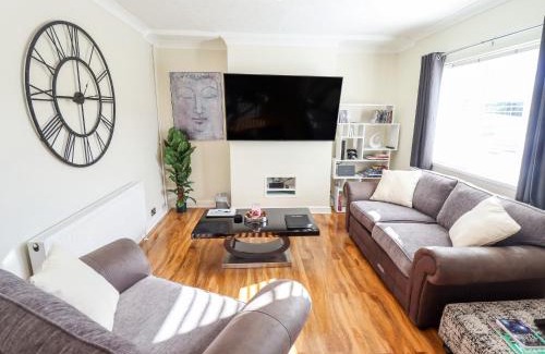 Skegness House | Hallstead