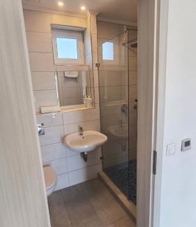 Balatonszabadi Bed & Breakfast | Halzóna