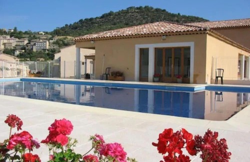 Montbrun-les-Bains Apartment | Hameau des Sources par Montbrun Locations