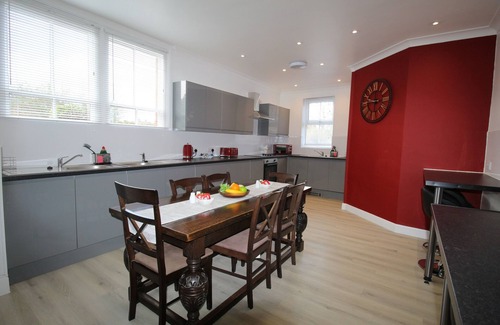 Lincoln House | Hamilton