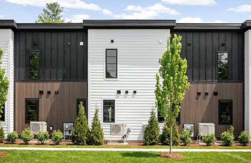 Traverse City Apartment | Hamilton Place Sagewood Building 3 Units