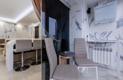 Pechers'kyi District Apartment | Hammam , big Jacuzzi ,Sauna , 2 bedroom , Khrechatik