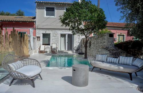 Lakka House | Hammock House