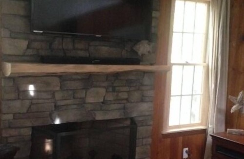Hampton Bays Cottage | Hampton Bays Beach Cottage - Walk to Peconic Bay Beach