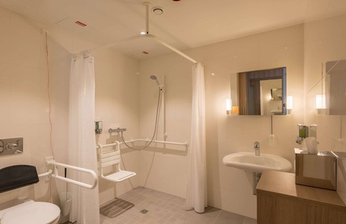 Bruhl-Guterbahnhof Hotel | Hampton by Hilton Freiburg
