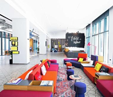 Bur Dubai Hotel | Hampton by Hilton Dubai Al Seef
