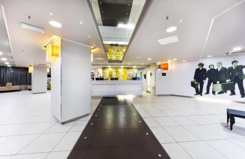 Speke Hotel | Hampton by Hilton Liverpool John Lennon Airport
