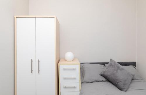 Stockton-on-Tees Apartment | Hampton House