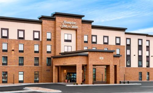 Historic Downtown La Crosse Hotel | Hampton Inn and Suites La Crosse Downtown