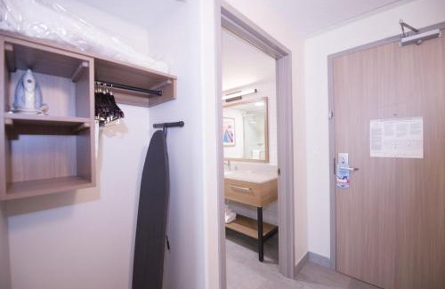 Carol Stream Hotel | Hampton Inn Chicago-Carol Stream