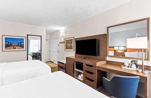 Naperville Hotel | Hampton Inn Chicago/Naperville