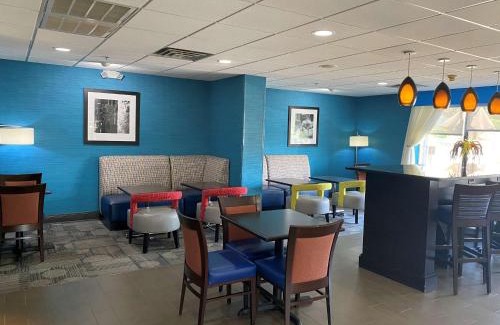 Fort Chiswell Hotel | Hampton Inn Ft. Chiswell-Max Meadows