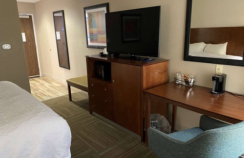 Fort Chiswell Hotel | Hampton Inn Ft. Chiswell-Max Meadows