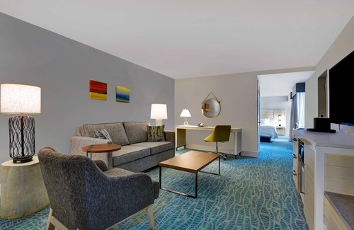 Jacksonville Beach Hotel | Hampton Inn Jacksonville Beach/Oceanfront