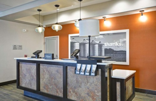 Kenedy Hotel | Hampton Inn Kenedy