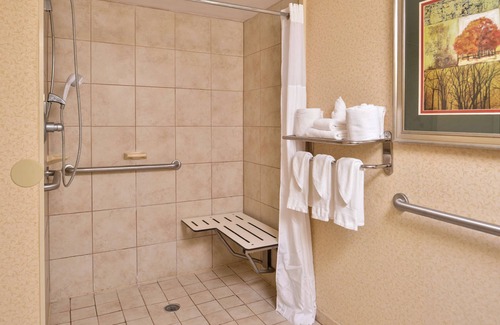 Jolivue Hotel | Hampton Inn Staunton